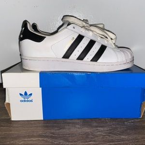 Adidas Superstar